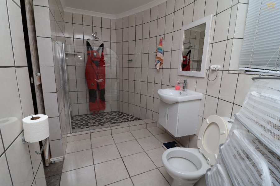 4 Bedroom Property for Sale in Bettys Bay Western Cape